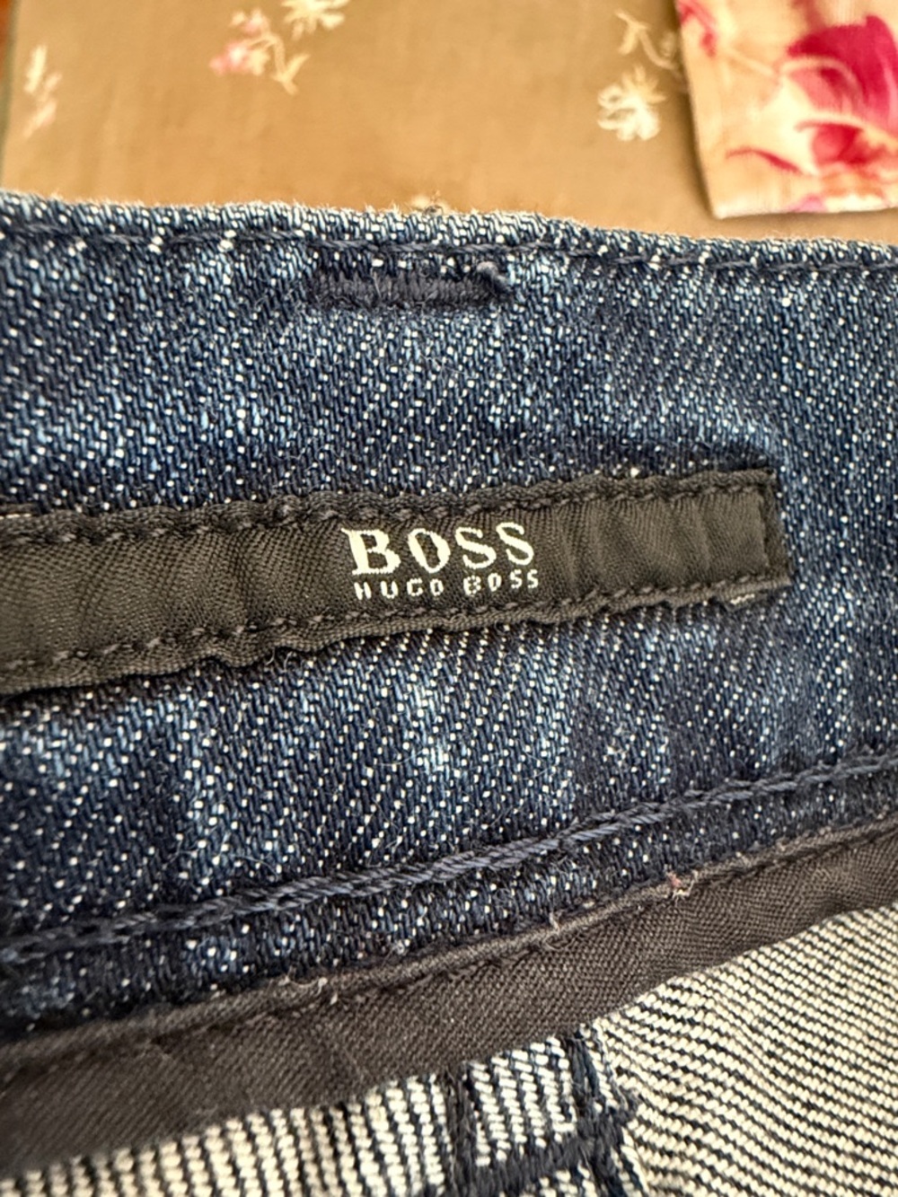Hugo Boss Denim Jeans 28 bootcut - Picture 6 of 6